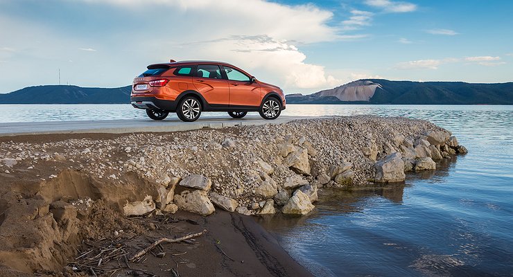 In Togliatti, plastic production is set up to produce LADA Vesta.  to speed up