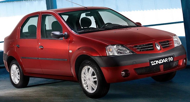 The traffic police continue to punish the innocent and AVTOVAZ transplants Russians to the old Renault Logan: results of the week