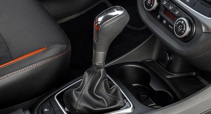 LADA cars get Chinese “machines”