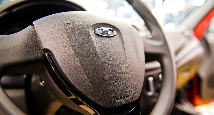 AvtoVAZ mentioned prices for LADA Granta with airbags