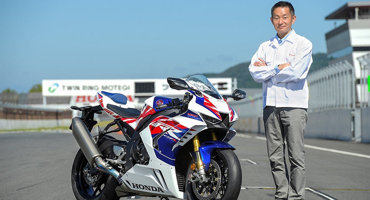 The Japanese introduced the latest motorcycle Honda Hornet