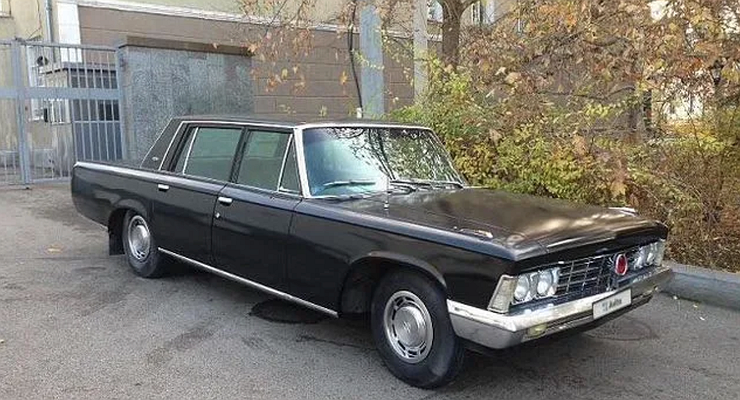 Sale in Crimea “copy-paste” limousine ZIL Leonid Brezhnev