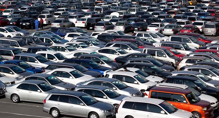 Why Belarusians never buy right-hand drive cars