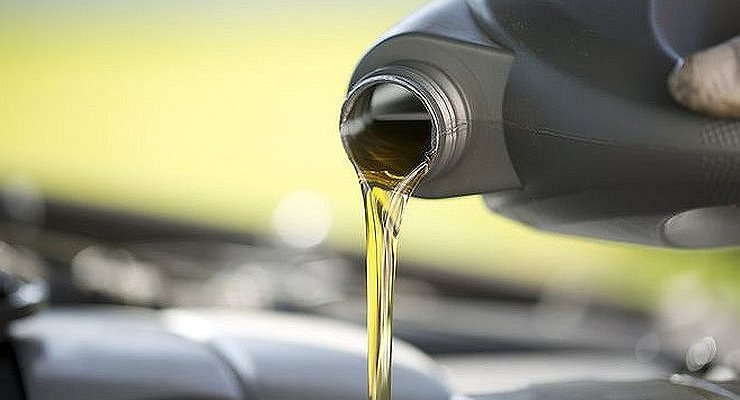 How driving style affects engine oil consumption