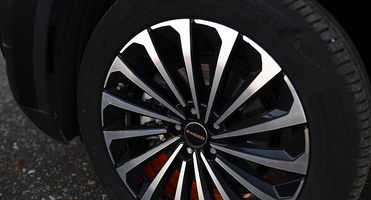 Exeed owners in Russia can change winter tires for free