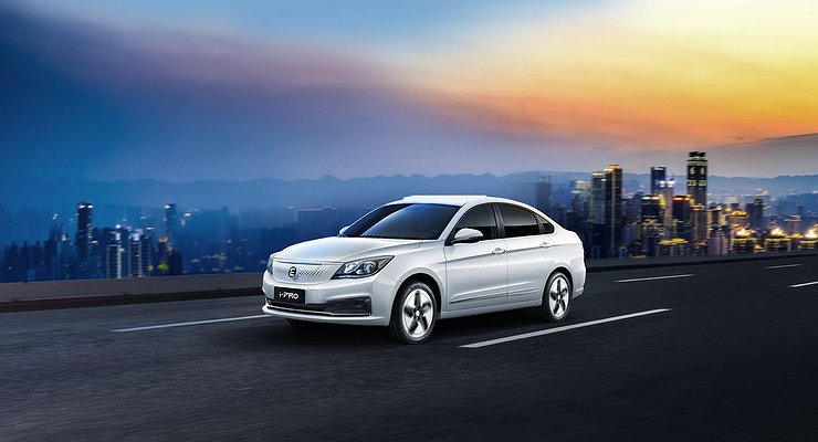 Electric car sales Evolute i-PRO started in Russia
