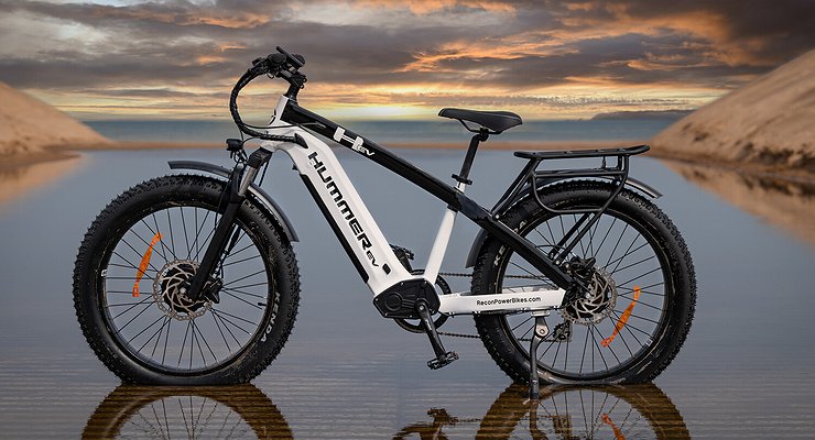 Under the Hummer brand comes a bicycle with four-wheel drive