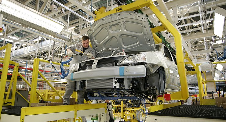 Renault and Geely establish joint venture for engine production