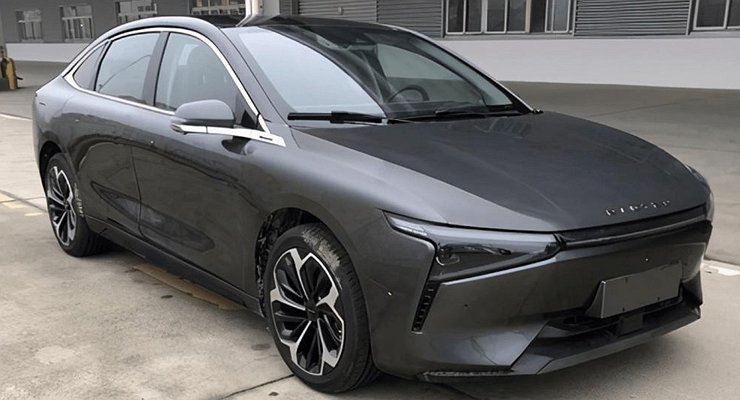 Chery prepares two unusual sedans