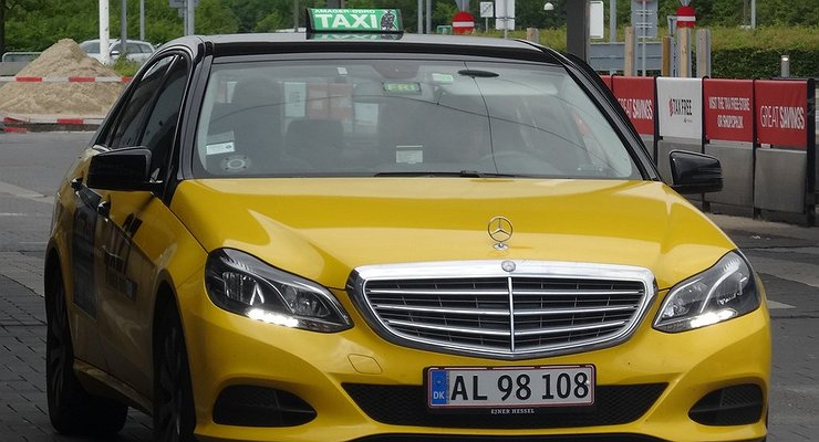 Parallel imports brought ex-taxis with monstrous miles to Russia