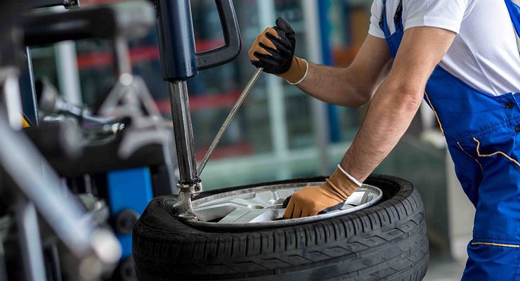 Simple and Profitable: How Car Owners Are Deceived While Fitting Seasonal Tires