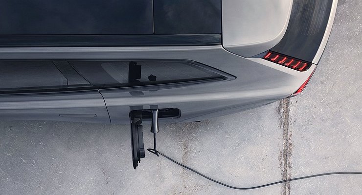 When will electric cars become cheaper than petrol and diesel cars?