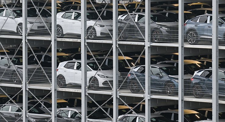 Putin demanded a sharp reduction in the cost of cars in Russia