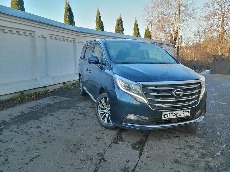 Китайский микроавтобус jac gn8 Китайский микроавтобус jac gn8