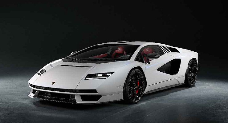 Lamborghini warns supercar owners of deadly bonnet