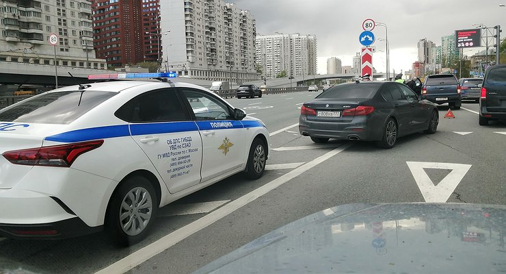 Three sentences with which cunning drivers “troll” traffic cops with impunity.
