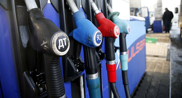 Scammers have found a new way to brutally deceive car owners at gas stations