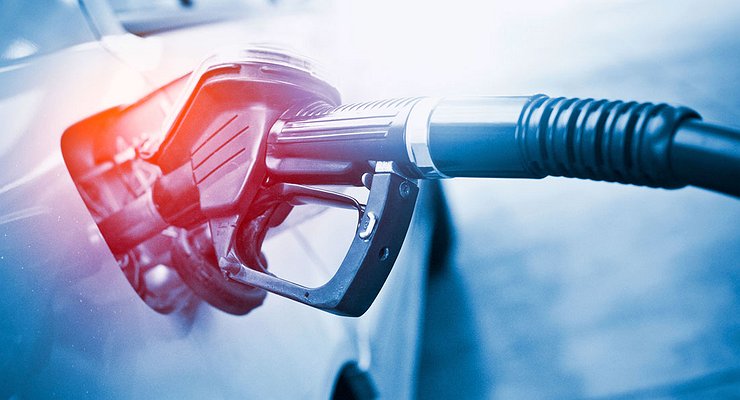 In which engines is it critical to fill gasoline with additives