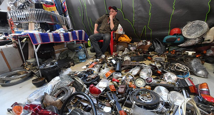 Why Russians began to buy car parts in the markets again