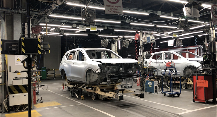 AvtoVAZ starts production of the latest crossovers and sedans in the former Nissan factory