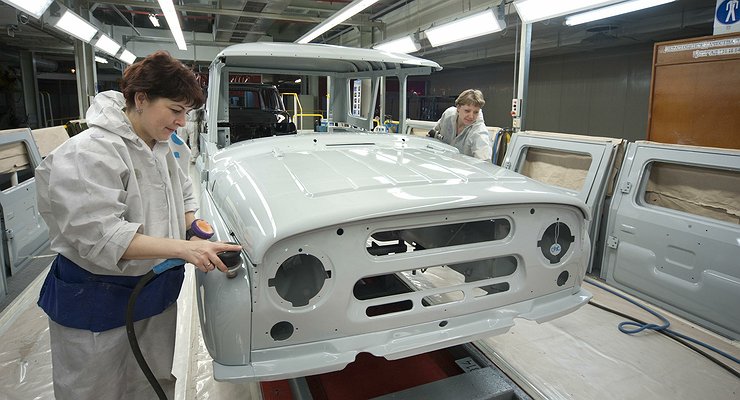 UAZ SUVs get a diesel engine and “automatic” again