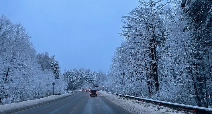 How dishwasher tablets help motorists on a wintry road