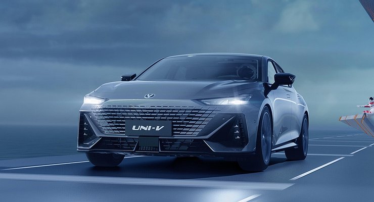 Changan has certified the Uni-V liftback in Russia