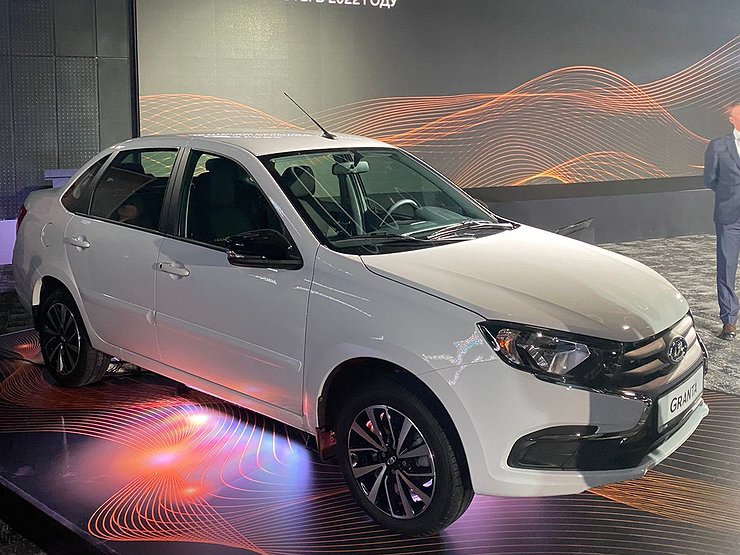АВТОВАЗ справился с дефицитом автомобильных компонентов