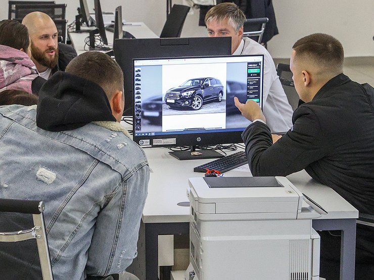 Обратный отсчет: большинству российских автодилеров осталось жить максимум полгода