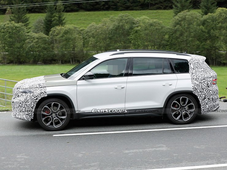 Skoda покажет новые поколения кроссовера Kodiaq и лифтбэка Superb