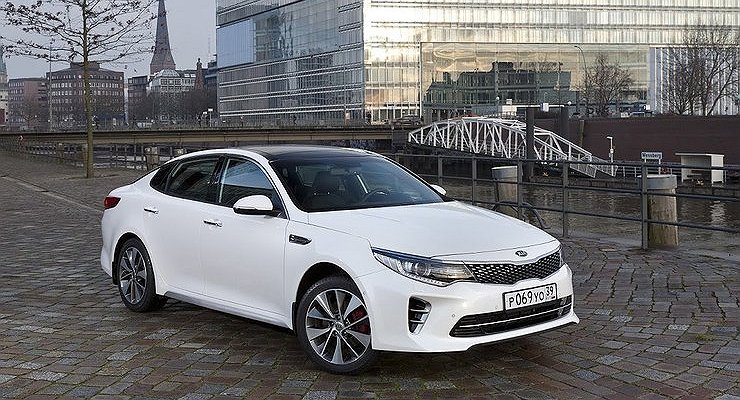 10 most indestructible ten-year-old foreign cars on the Russian market