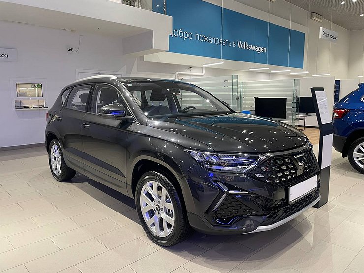 Jetta VS5 уже в продаже: Volkswagen вернулся в Россию через Китай