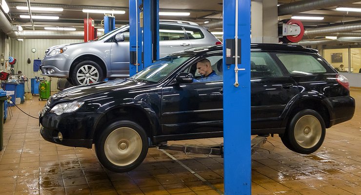 Fraudsters have come up with a new elegant way to trick car owners into repairing cars