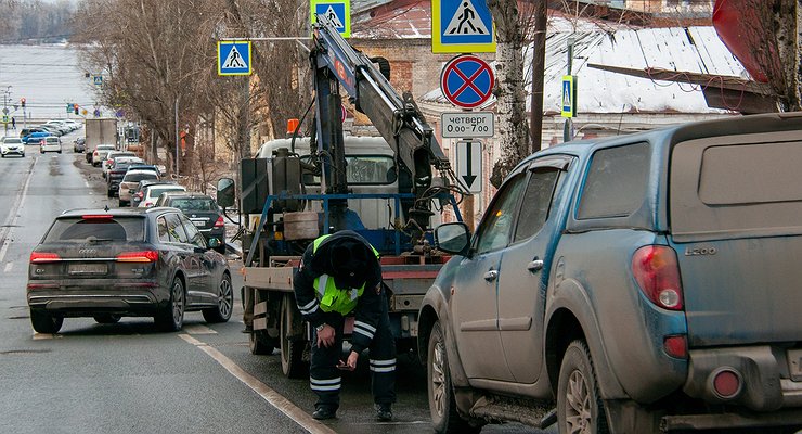 Shipping to impounds is getting more frequent, discounts on new cars are going up, LADA service is getting more expensive: results of the week