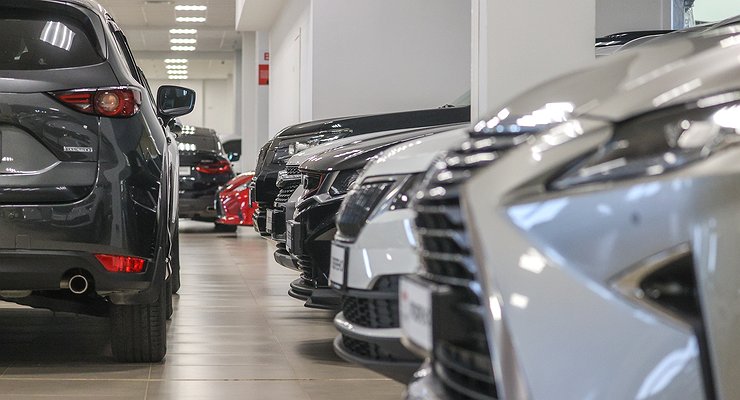 How car dealers brutally blackmail customers when selling new foreign cars