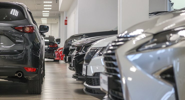Despite the government: Russian banks do not believe in the growth of the car market