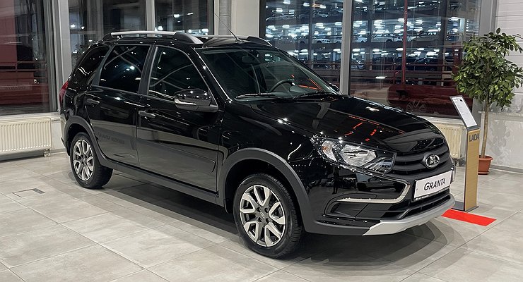 Insurers kill OSAGO, AvtoVAZ – “Grant” and “gray” imports – the Russian auto industry: results of the week