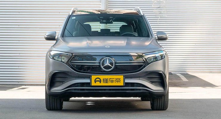 A new 7-seater Mercedes-Benz EQB crossover was brought to Russia