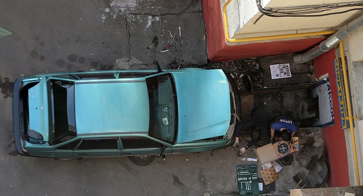 Which cars should never be ordered from resellers