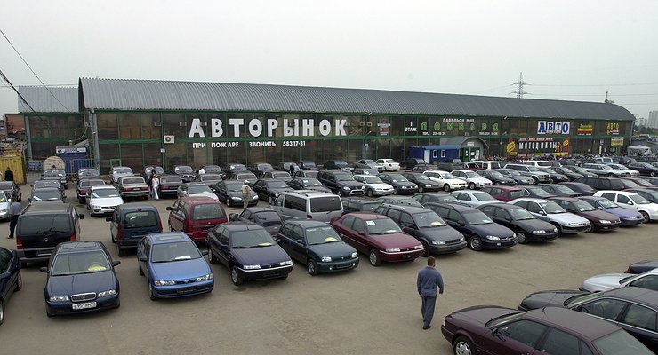They immediately pierced it: the production of cars in Russia broke the anti-record
