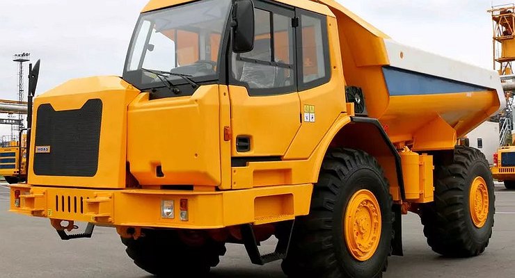 BelAZ presented a new off-road vehicle made from Russian components