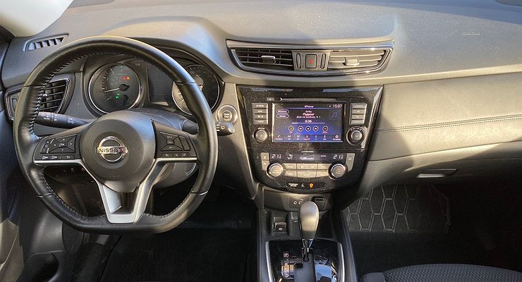 Nissan is recalling nearly 500,000 vehicles due to bad logo