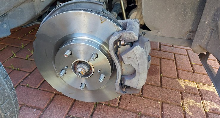 Why will many cars soon begin to wedge wheels en masse