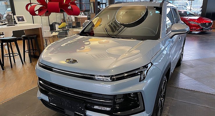 They want to move the mayor’s office of the capital from foreign cars to Muscovites