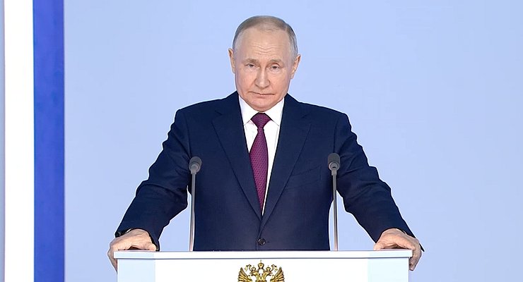 Vladimir Putin promised to extend the M12 toll road to Vladivostok