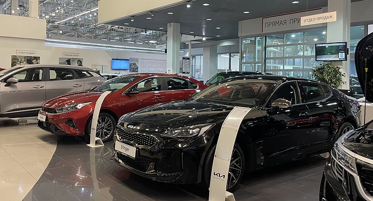 SUVs for 24 million: what is happening now in the showrooms of official dealers