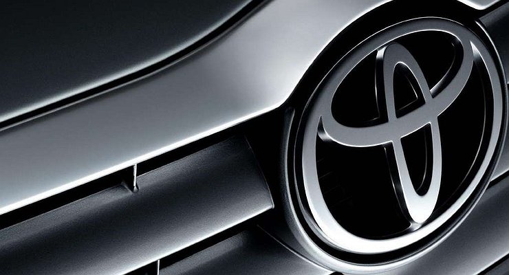 Toyota is again recalling cars in Russia due to a fatal airbag malfunction