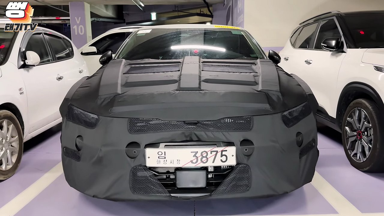 The Koreans got to work with the updated Kia K5