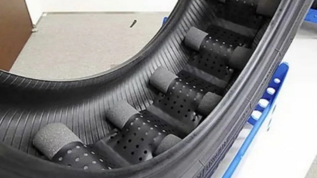 How crafty car owners make cool sound-dampening wheels