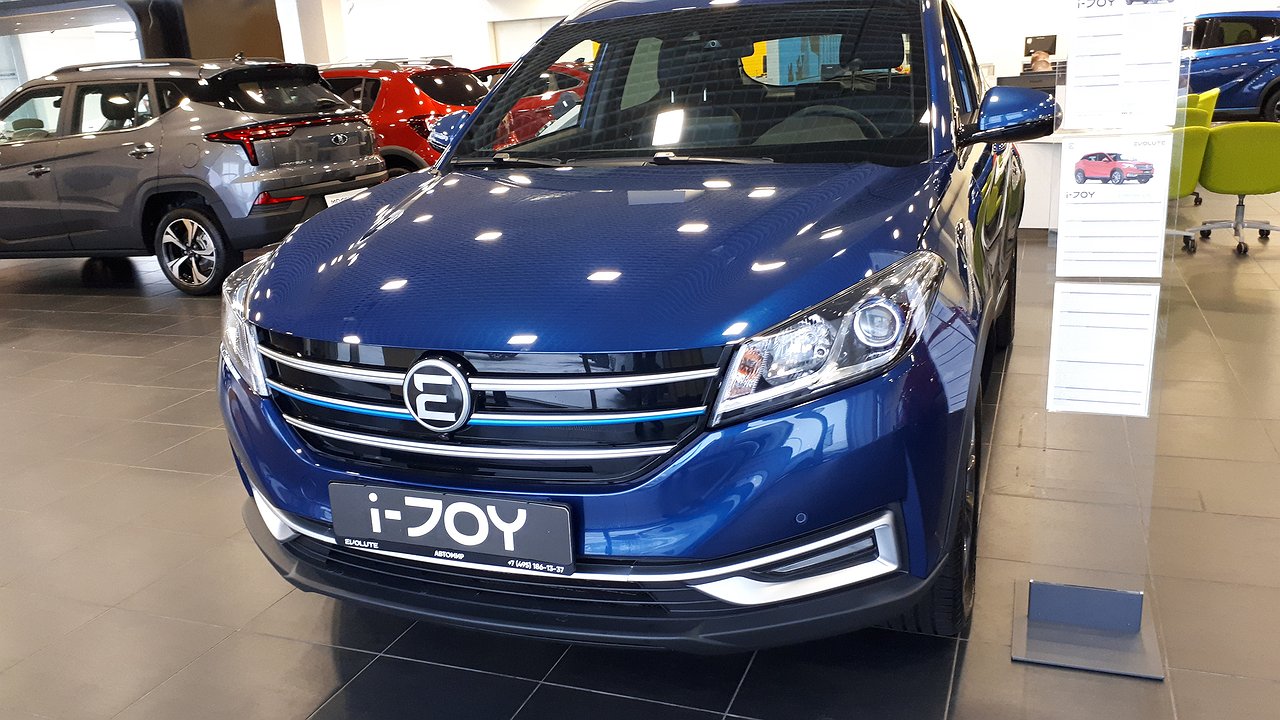 The train was late: how we sourced, tested and bought the Evolute i-Joy crossover